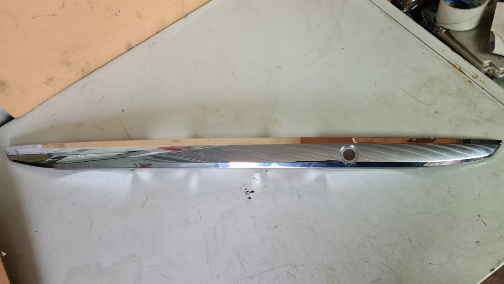 фото №1, Хром молдинг крышки задняя задний corolla e15 org.w-wa