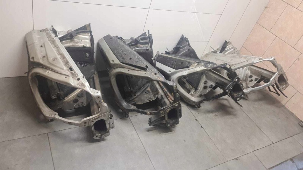 фото №1, Четверть лонжерон правая vw phaeton 02-15