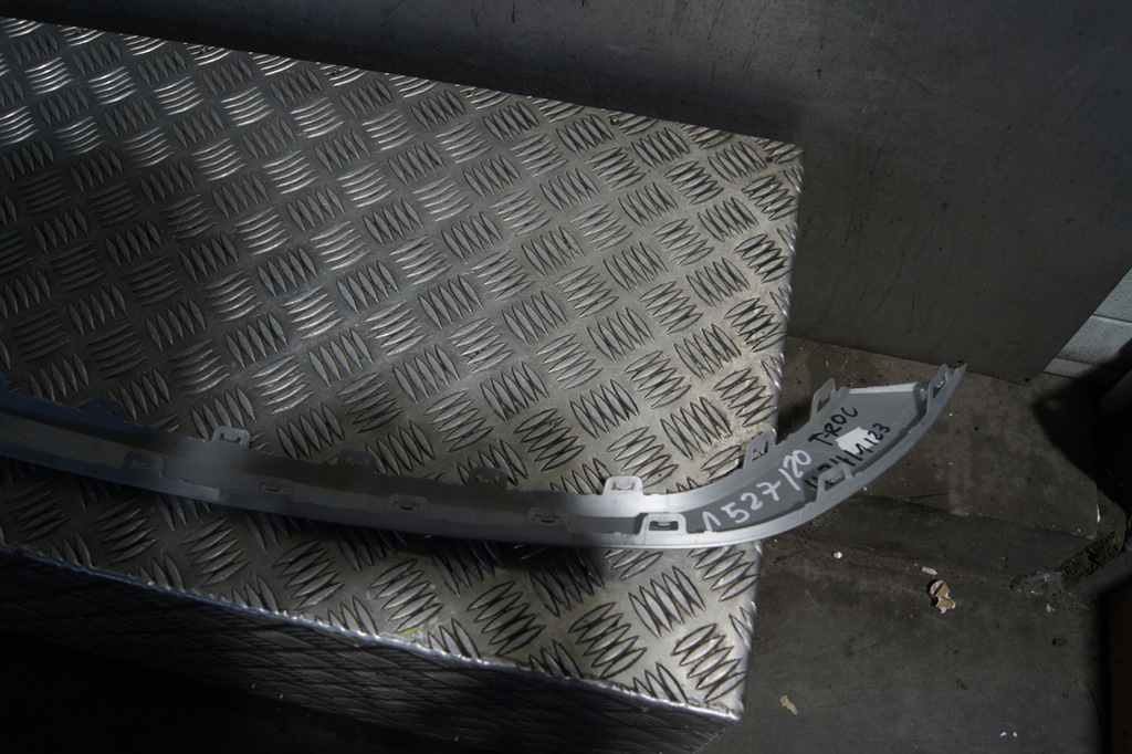 фото №8, Молдинг бампера перед vw t-roc 2ga807725