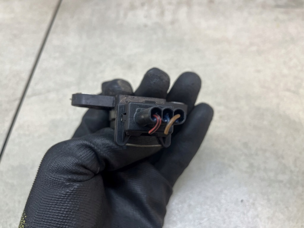 фото №4, Датчик удара kia sorento i 2.5 crdi 0265005142