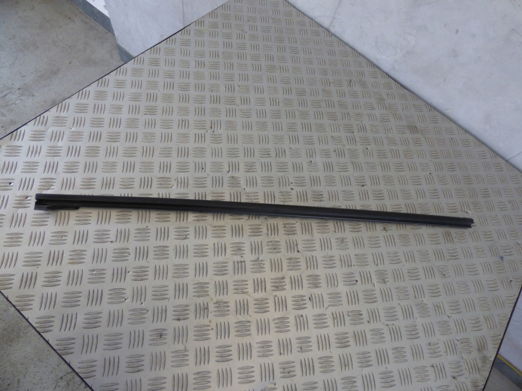 фото №5, Молдинг уплотнитель дверь левая правая fabia iii