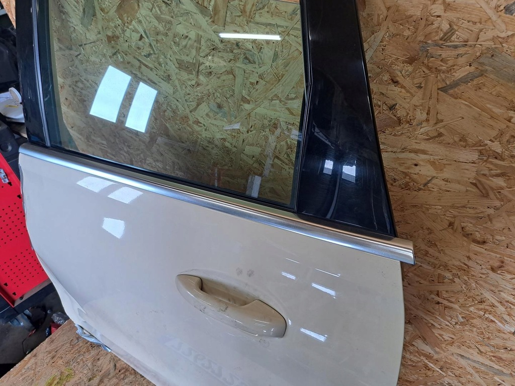 фото №5, Mercedes w247 b-klasa двері ліва задня задні kpl