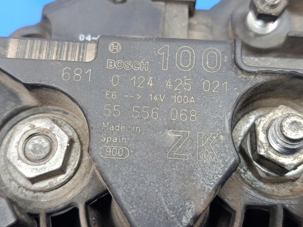 Opel meriva a рестайлінг  1.4 генератор 55556068zk bosch 0124425021 test в Україні