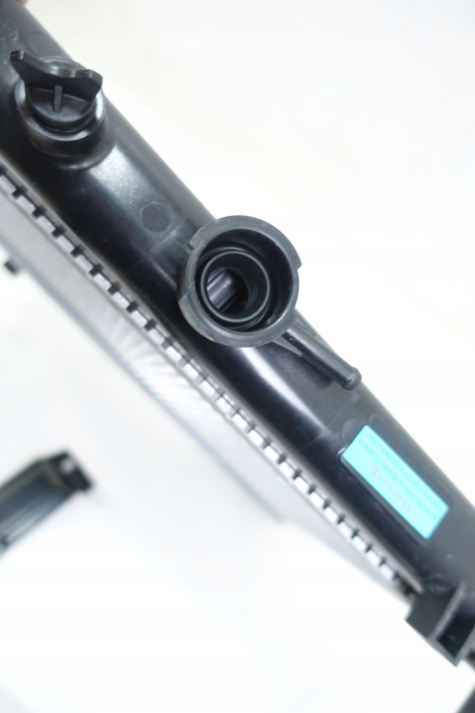 Радіатор води mazda e e2000 bus van f85015200a Зі Шроту