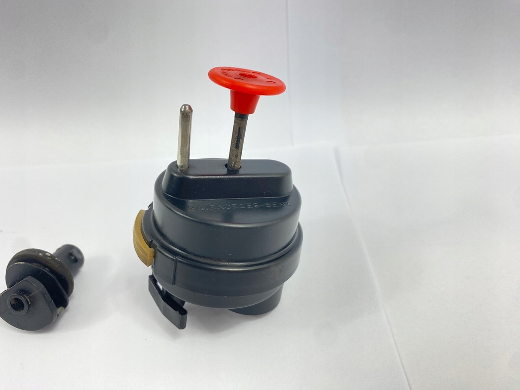 фото №7, Привід помпа кришка заливної пального центрального mercedes 124 w124 w201 190