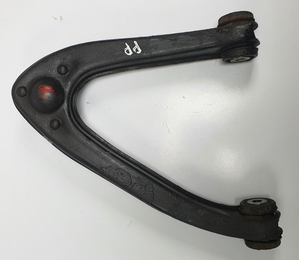 Рычаг правый  перед передний верхний mercedes w115 в Украине