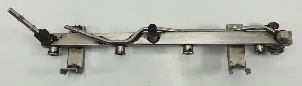 фото №1, Молдинг упорскування saab 9-5 95 2.3 t