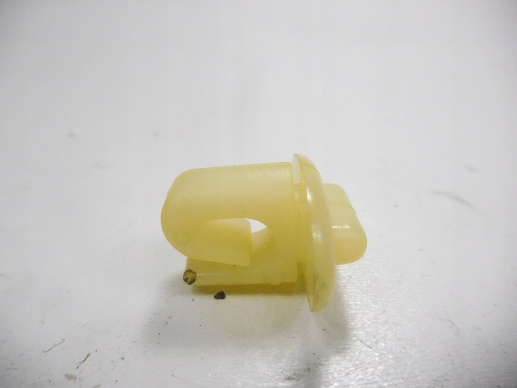 фото №5, Кронштейн тросы замка капот audi 80 811823573a