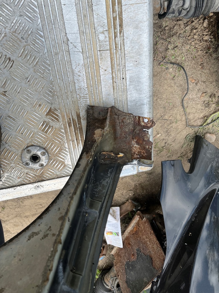 фото №11, Alfa romeo 147 крыло левый перед левый передний 846