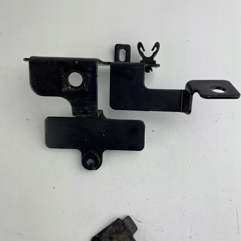 фото №9, Кронштейн кронштейн опора jaguar e-pace land range rover evoque 2.0d 204dtd