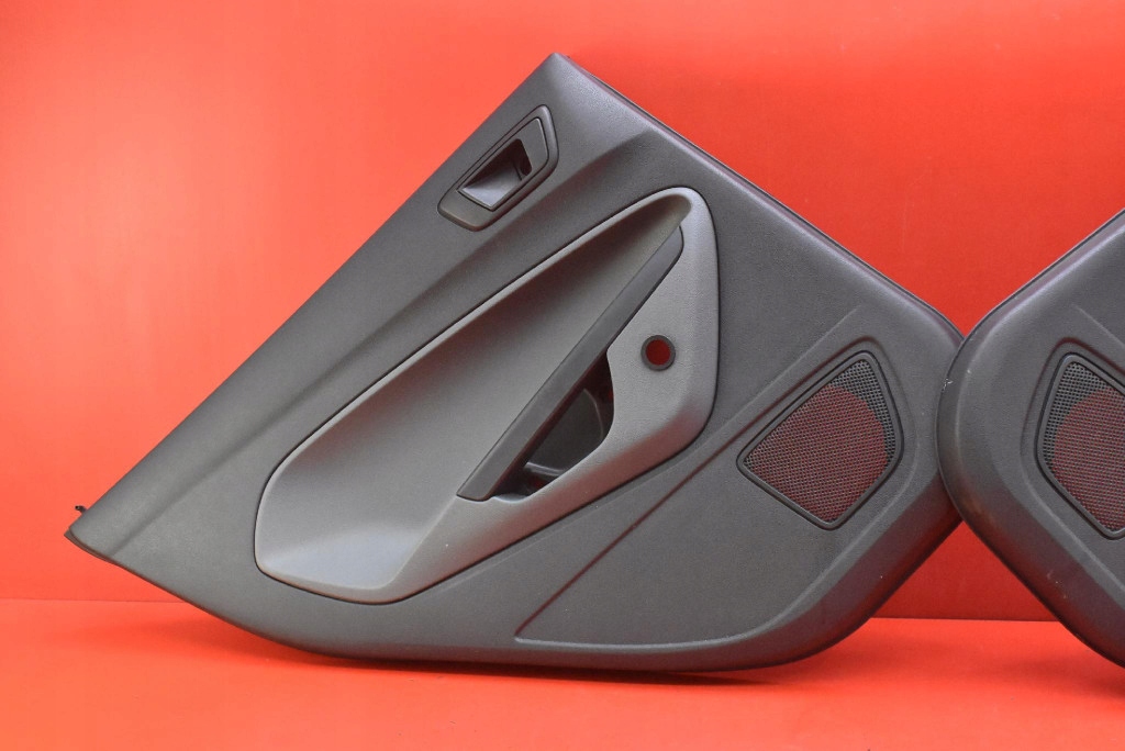 фото №11, Обшивка обшивки дверь eu ford fiesta mk7 5d 08-13