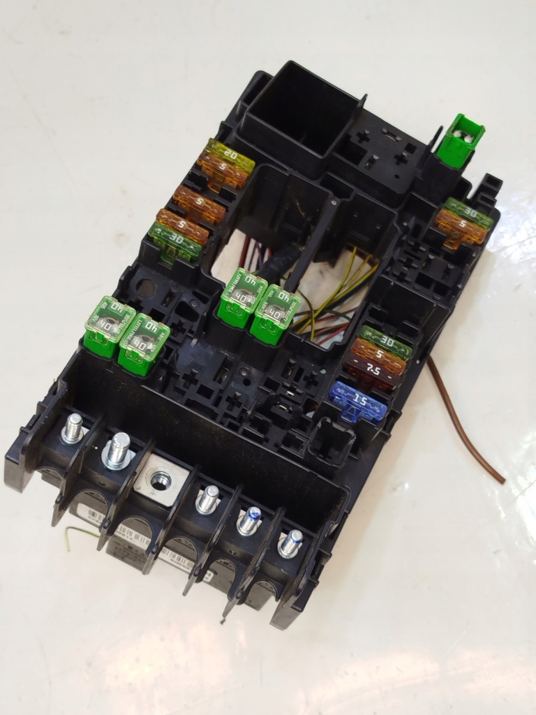 фото №1, Коробка предохранителей vw golf vii 5q0937125a