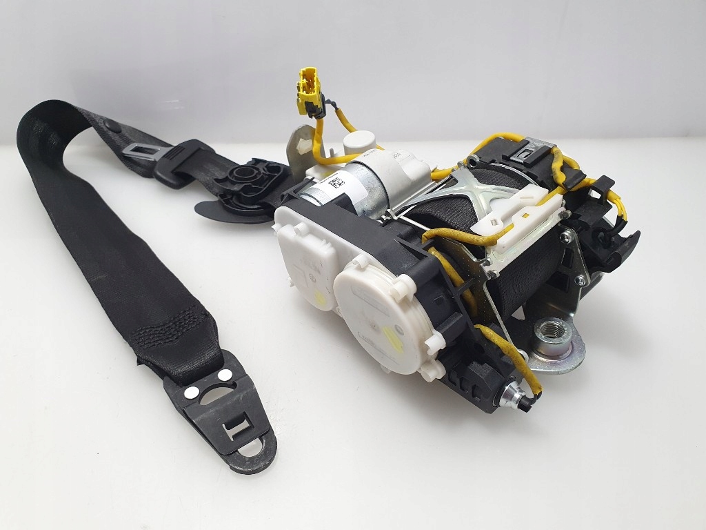 Купить Audi a6 c7 ремень безопасности правый  перед доводчик 4g8857706j super состояние