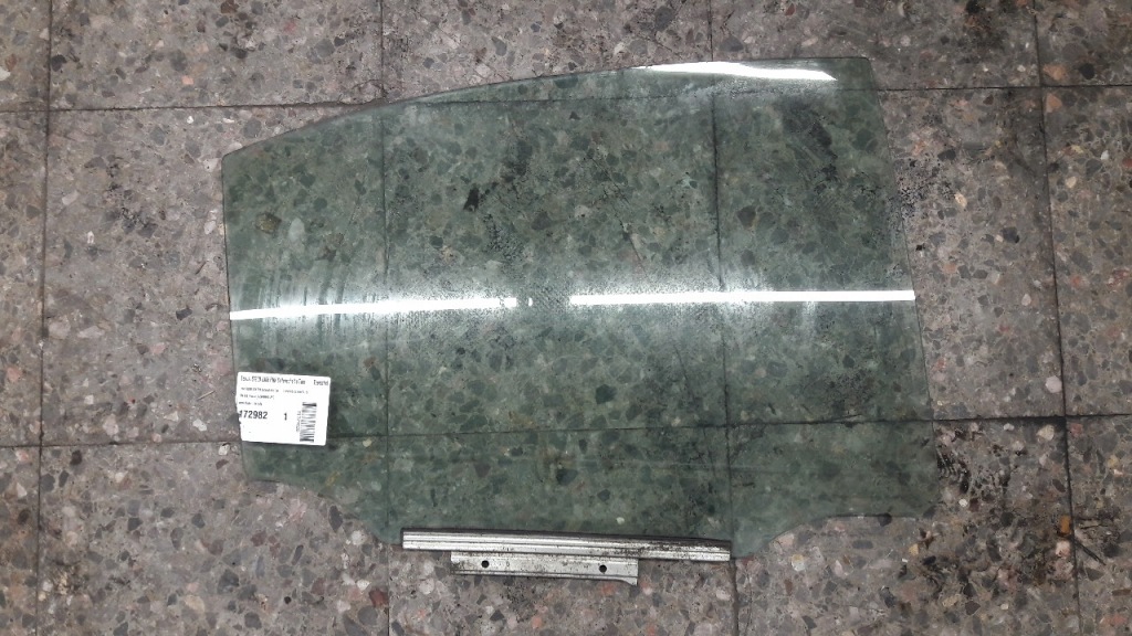 фото №1, Скло двері правий задня lexus is220 sedan