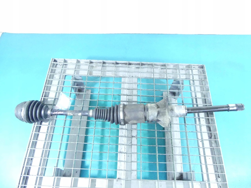 фото №1, Привідний вал перед права bmw 7 f01 4.4 v8 xdrive