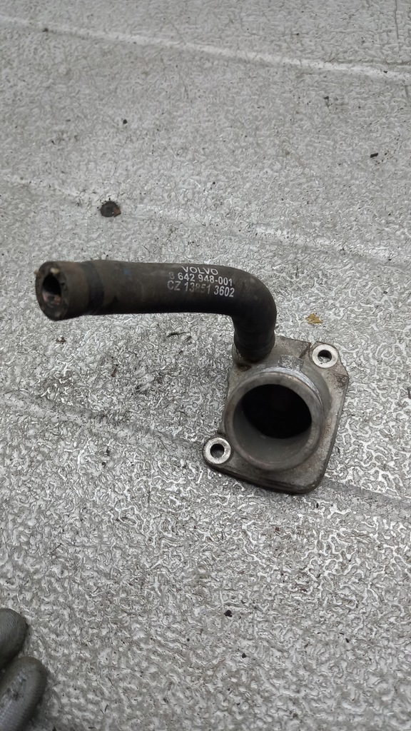 фото №2, Корпус термостата volvo s80