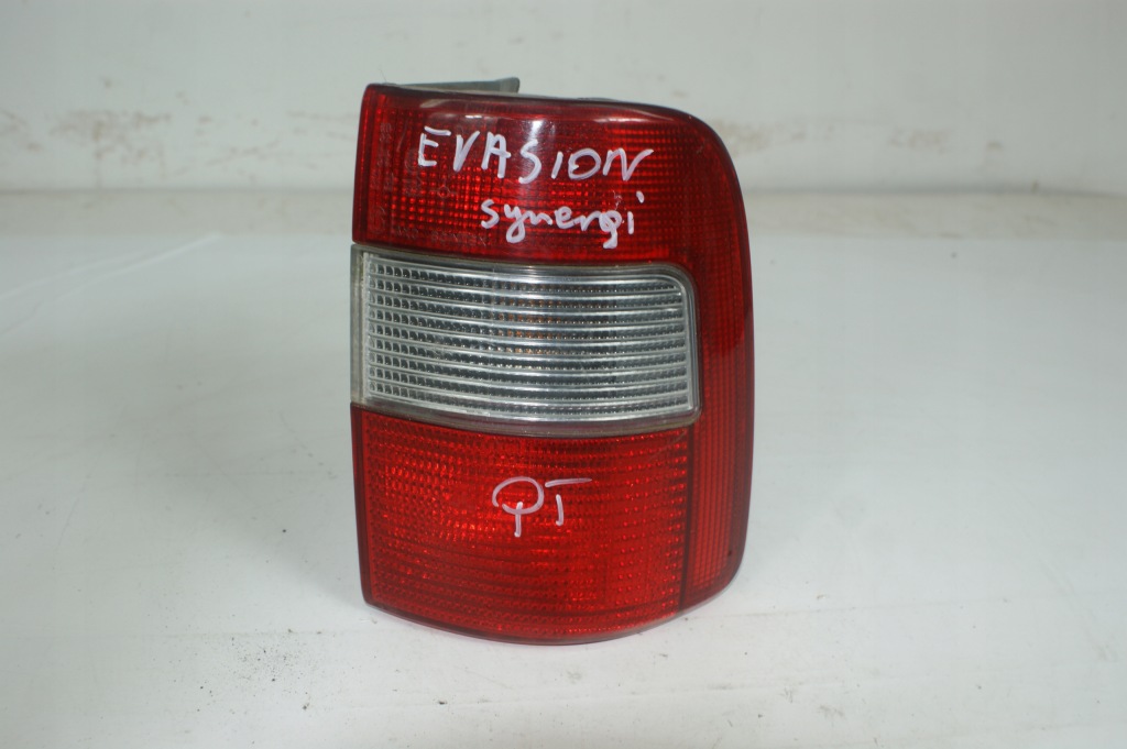 Лампа правая задняя правый задний  w бампер citroen evasion synergie б/у с Разборки