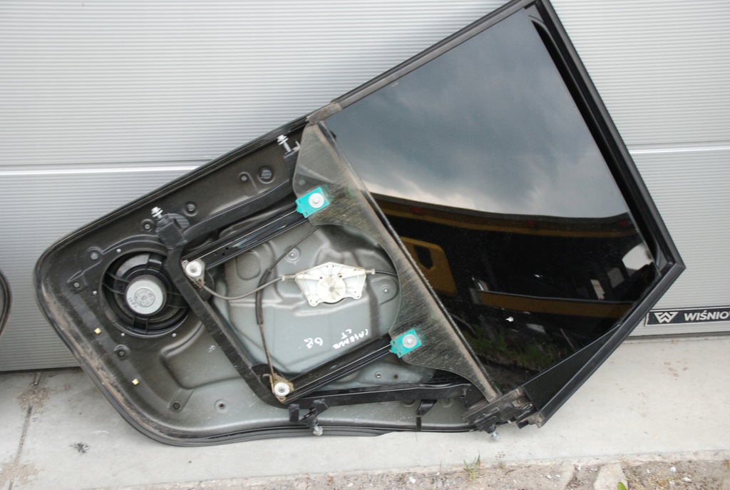 фото №3, Рамка дверь p / l задняя porsche cayenne 7l5 lift