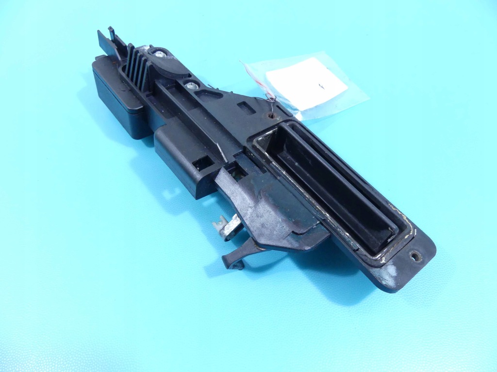 Купить Ручка крышки задний  mercedes ml w163 1637400293