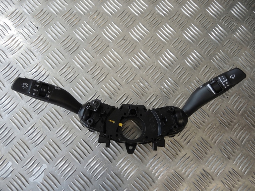 фото №1, Переключатель переключатели kia stinger 93404-j5810