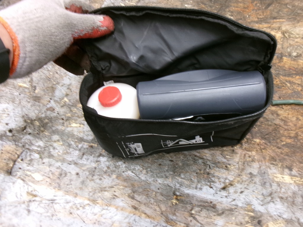 фото №1, Dacia lodgy набор ремонтный колеса