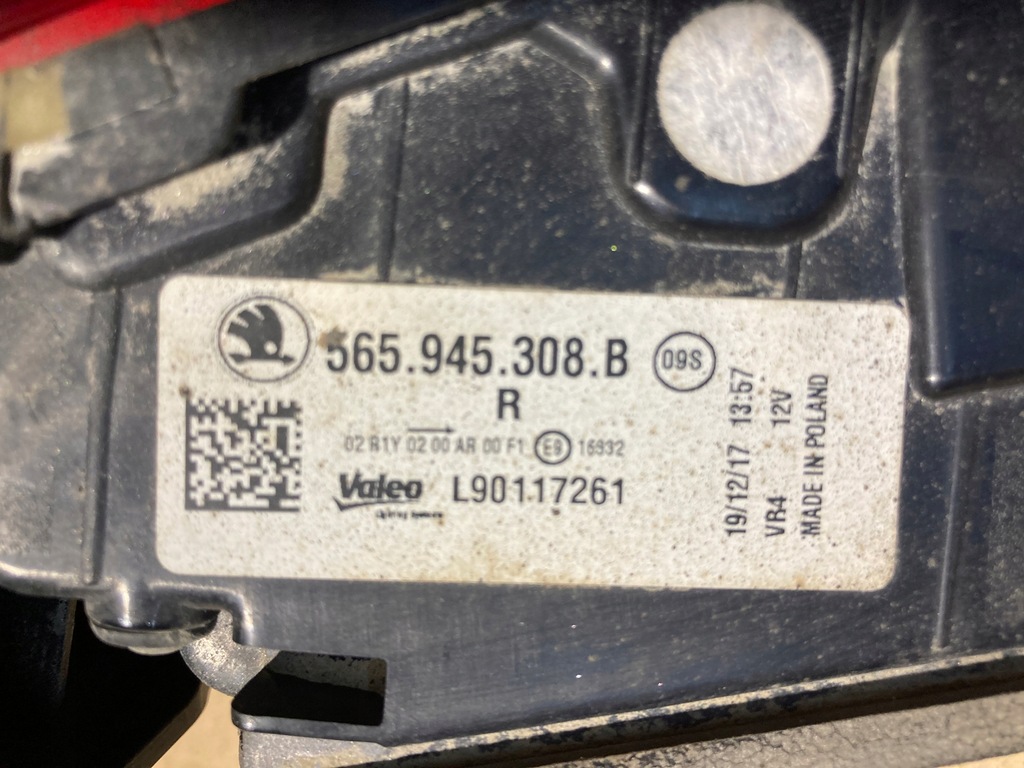 фото №8, Лампа правая задняя w крыло крышка skoda kodiaq 565945208a