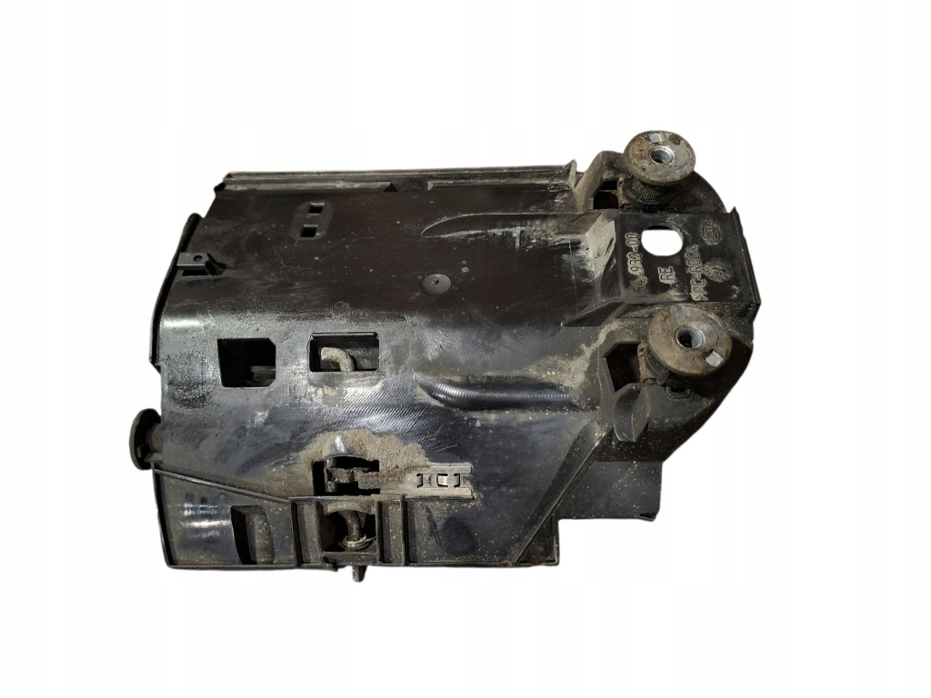 Купити Кронштейн  кронштейн ліхтарі  фара lancia thesis