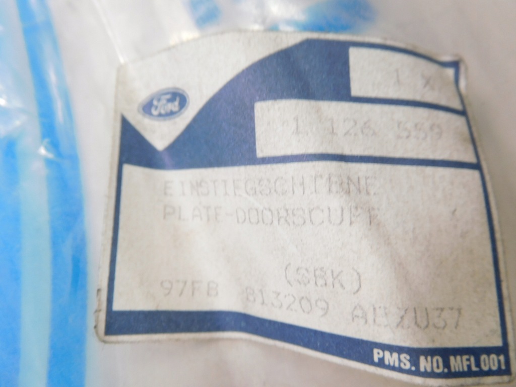 фото №10, Молдинг порог левая накладки боковой ford fiesta 1995-2002 оригинальный номер 1126559