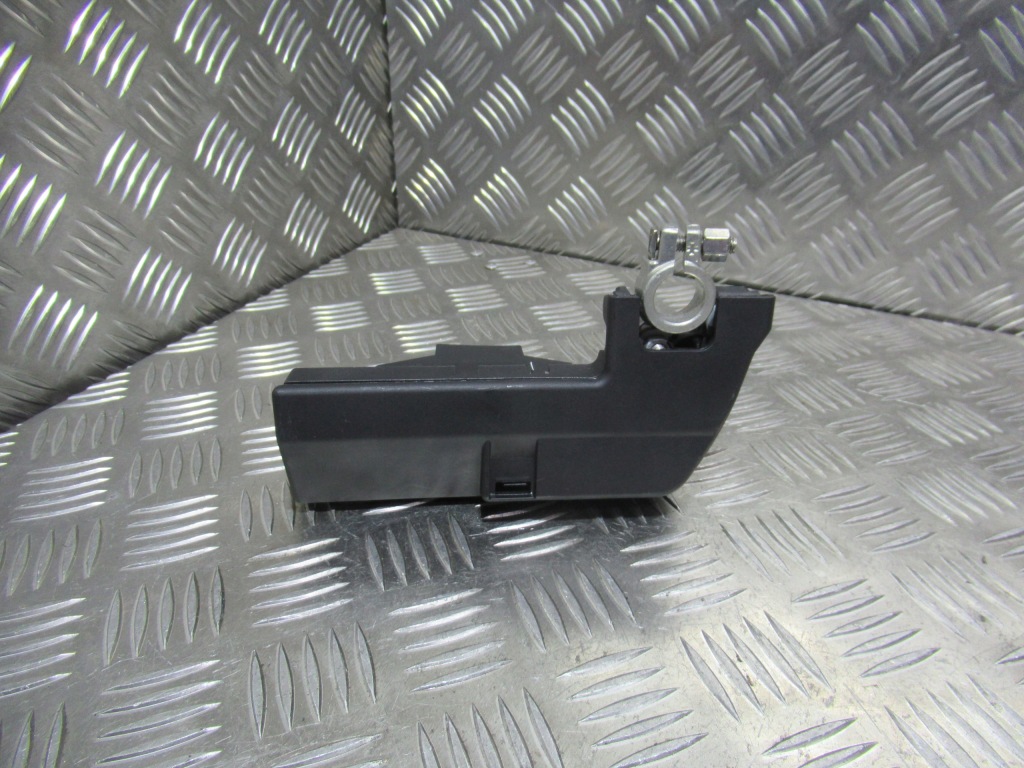 фото №1, Porsche macan 95b клемма патрон