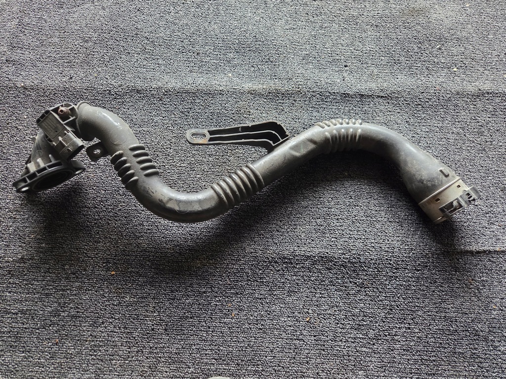 фото №1, Труба интеркулер renault clio iv lift 0.9 1.2 tce 2016- 104954a