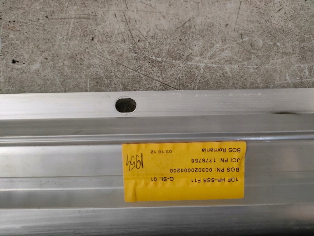 фото №3, Bmw f11 шторка дверь правый задняя