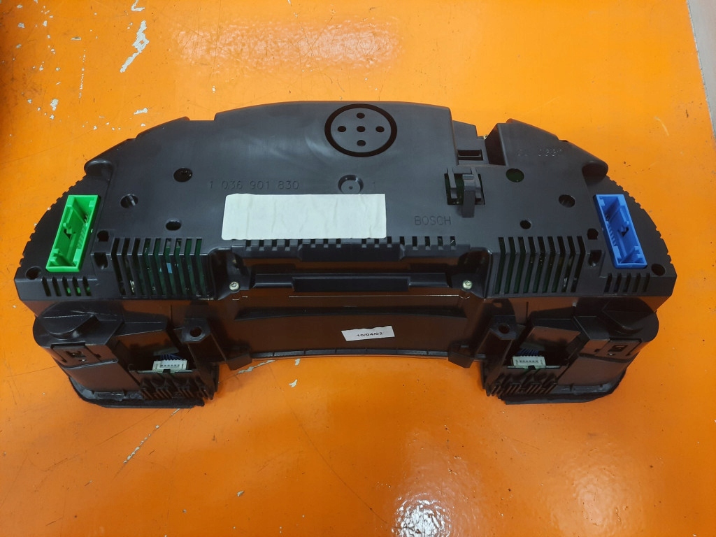 фото №5, Audi a4 b6 00-05 счетчик приборы 8e0920900h