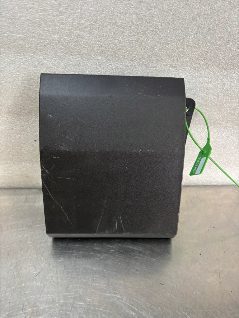 фото №1, Молдинг заглушка renault master iv 4 v 5 2024- 765171622r