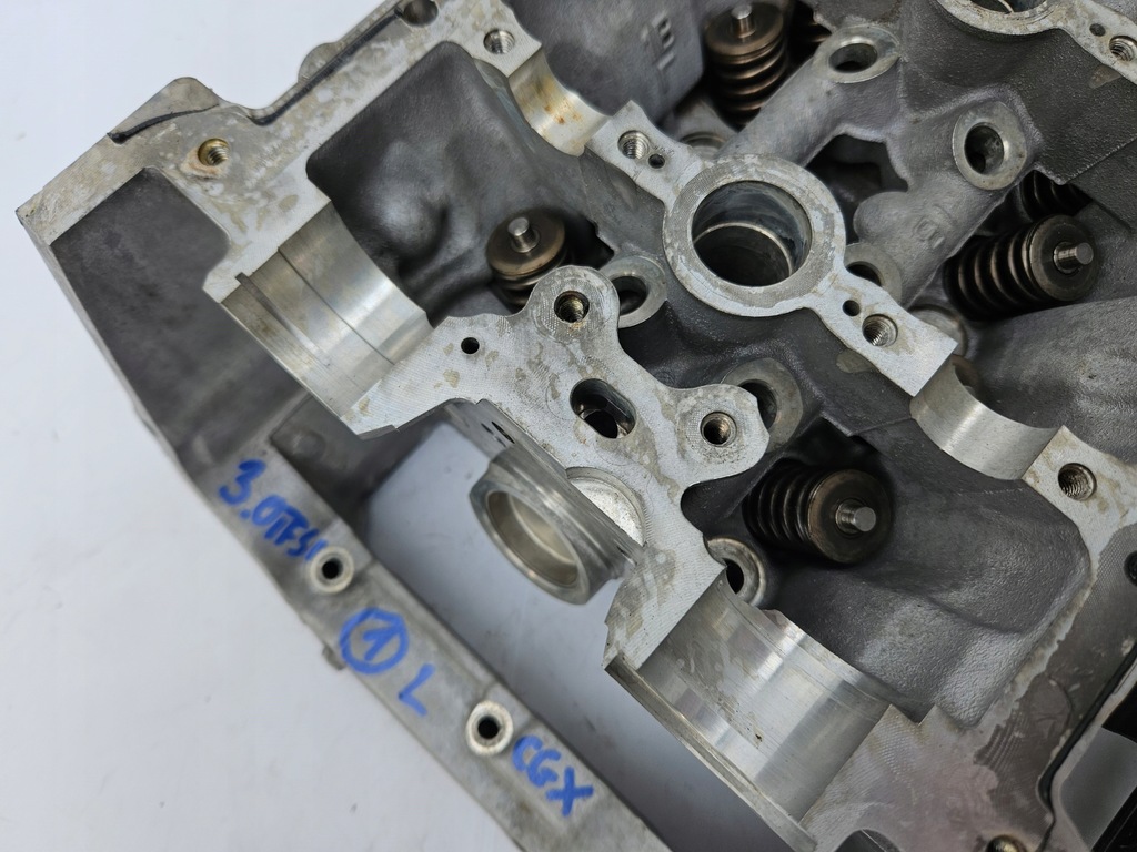 фото №12, Головка ліва клапани вали audi a6 c7 a7 4g s4 b8 s5 8t 3.0t 3.0 tfsi cgx