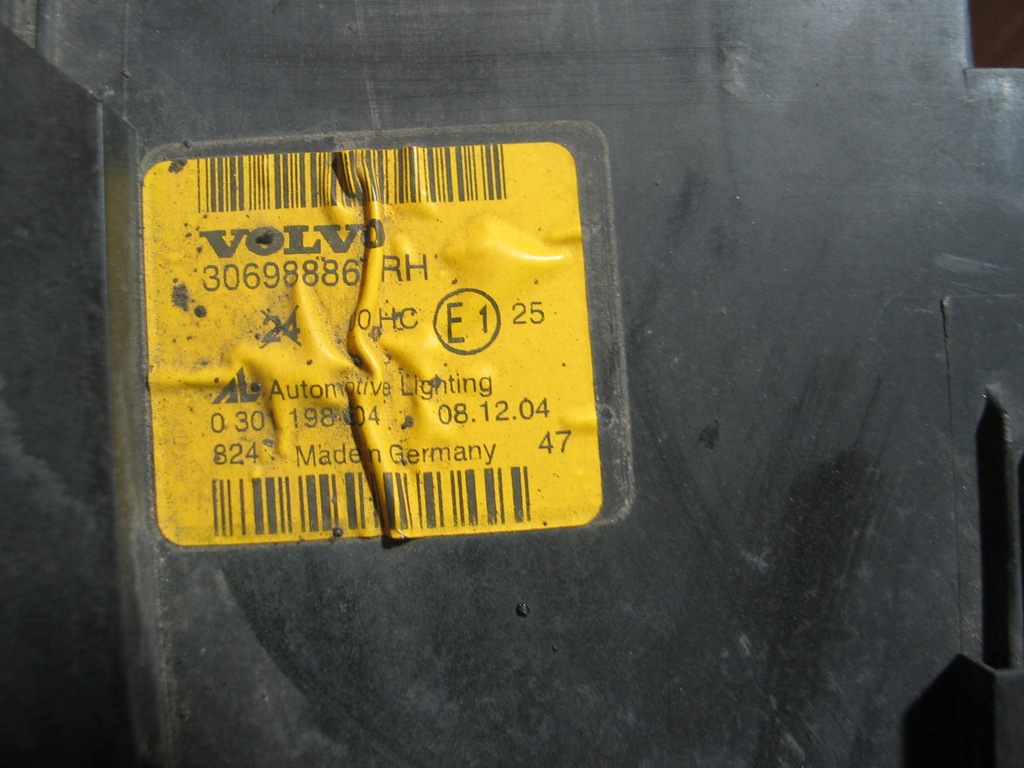 фото №16, Лампа перед volvo s40 v50 04-07r. 30698886 europa оригинал