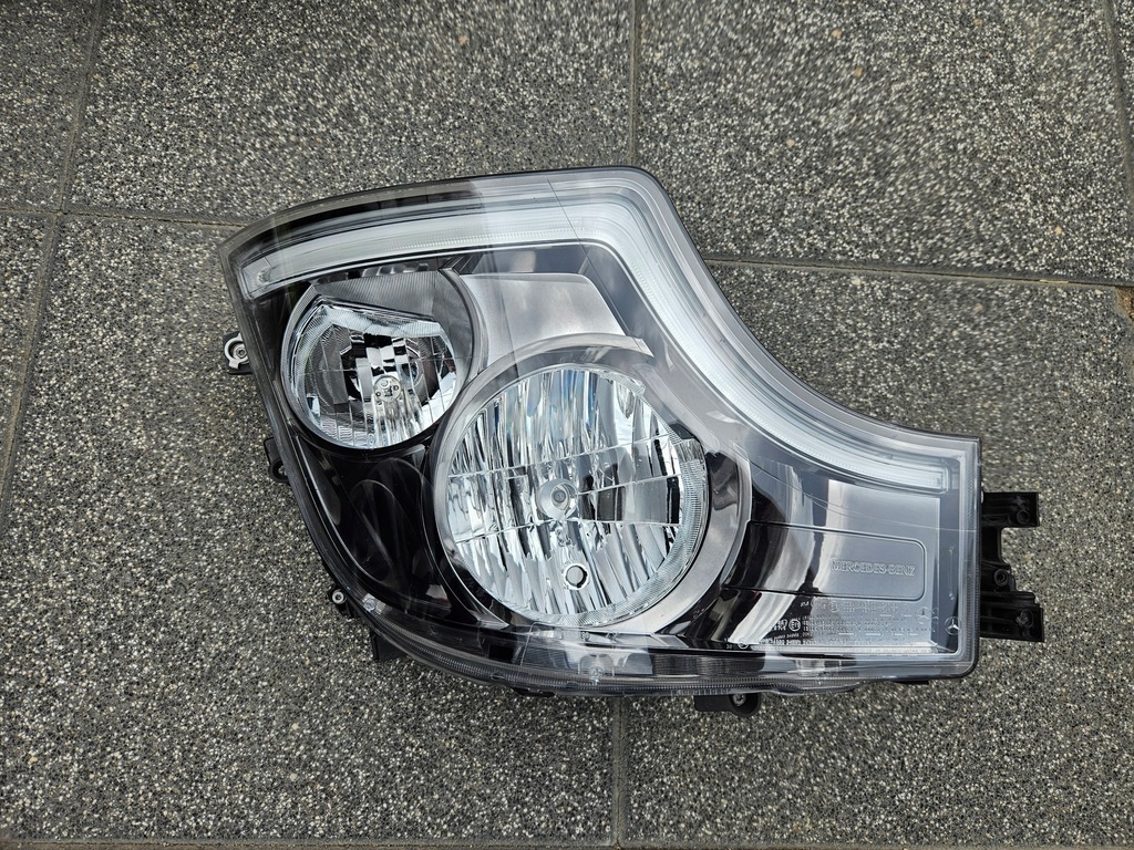 фото №1, Mercedes actros 961 mp5 лампа перед права тонована