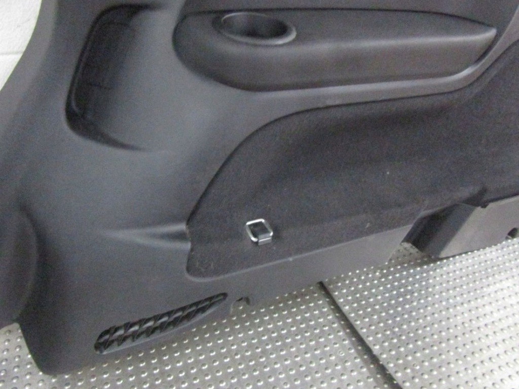 фото №11, Dodge durango iii 2015 обшивка лівий багажника задня