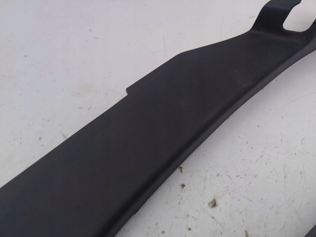 фото №8, Renault zoe 2019 комплект защита средняя стойка / c