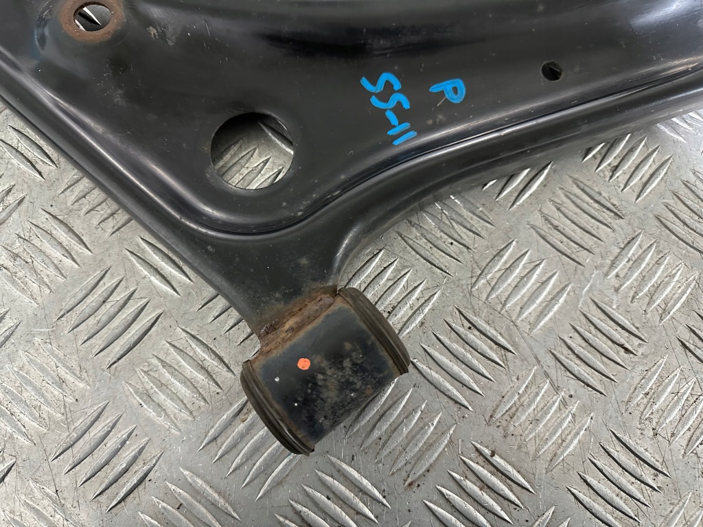 фото №2, Mitsubishi space star ii важіль правий