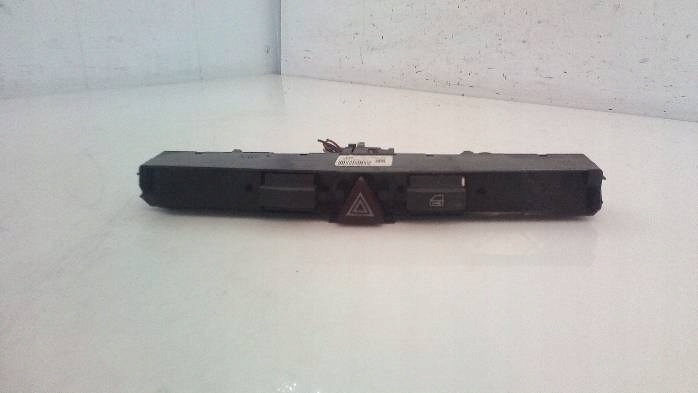 фото №1, Панель переключателей opel zafira b 13100105