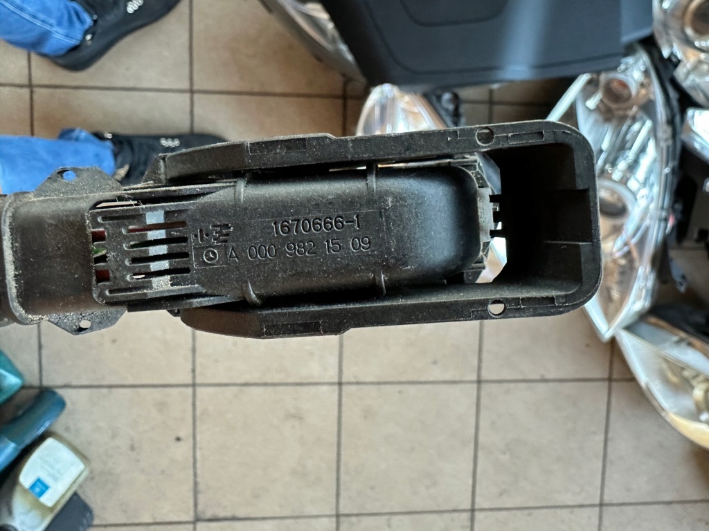 Mercedes b klasa w246 штекер колодка насоса abs электрическая wiązkai instalac Недорого