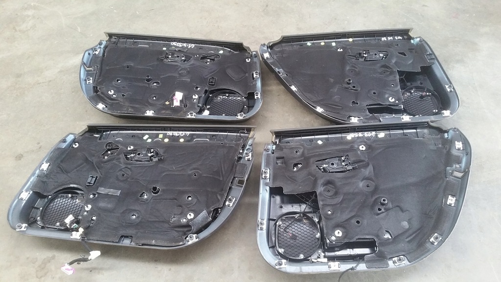 фото №8, Обшивки двері alcantara kpl audi a8 d3