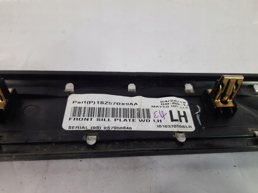 фото №13, Dodge durango 18- молдинг поріг ліва права usa