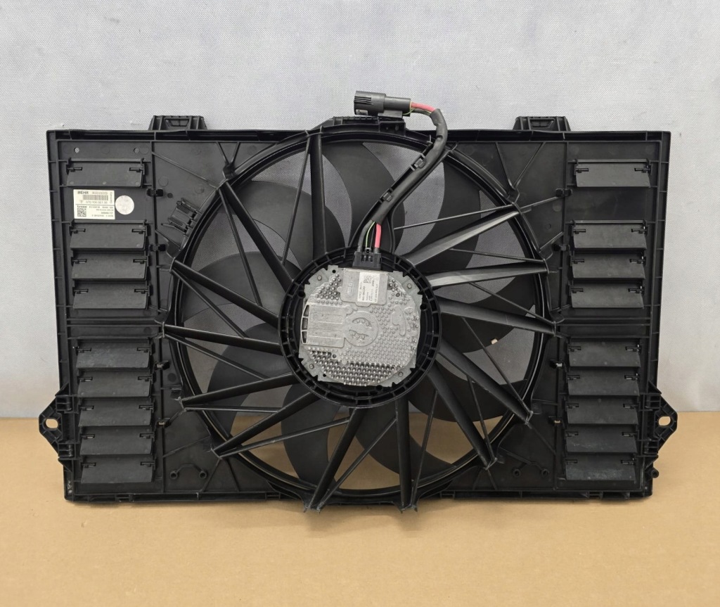 фото №1, Вентилятор porsche panamera 970 11- 97010606106