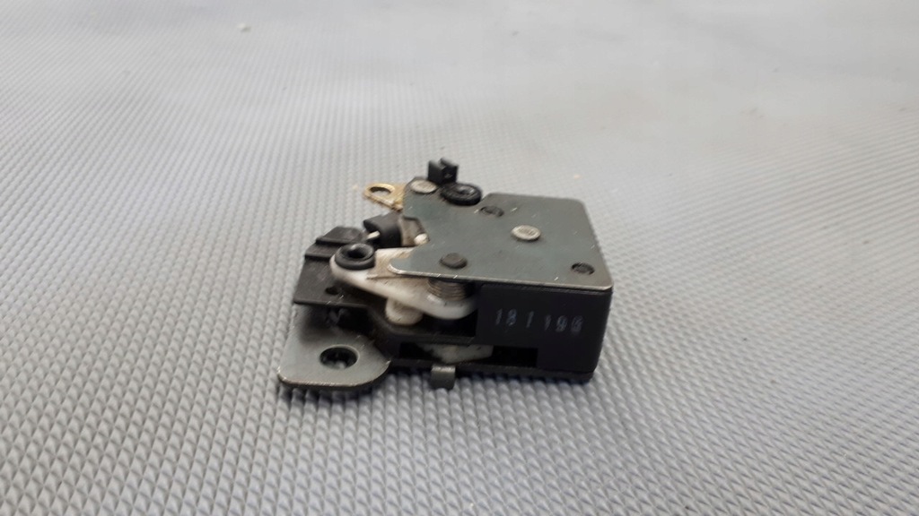 фото №3, Замок кришки багажника land rover range