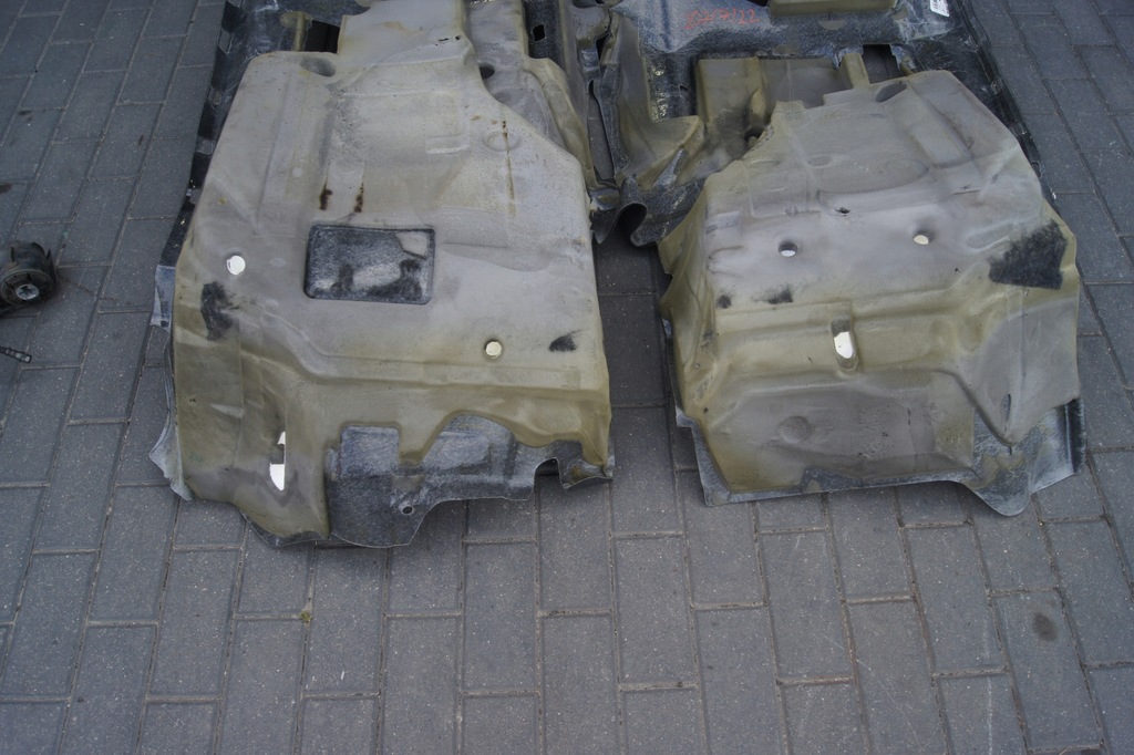 фото №13, Коврик обшивка a1 8x 8x1863367d