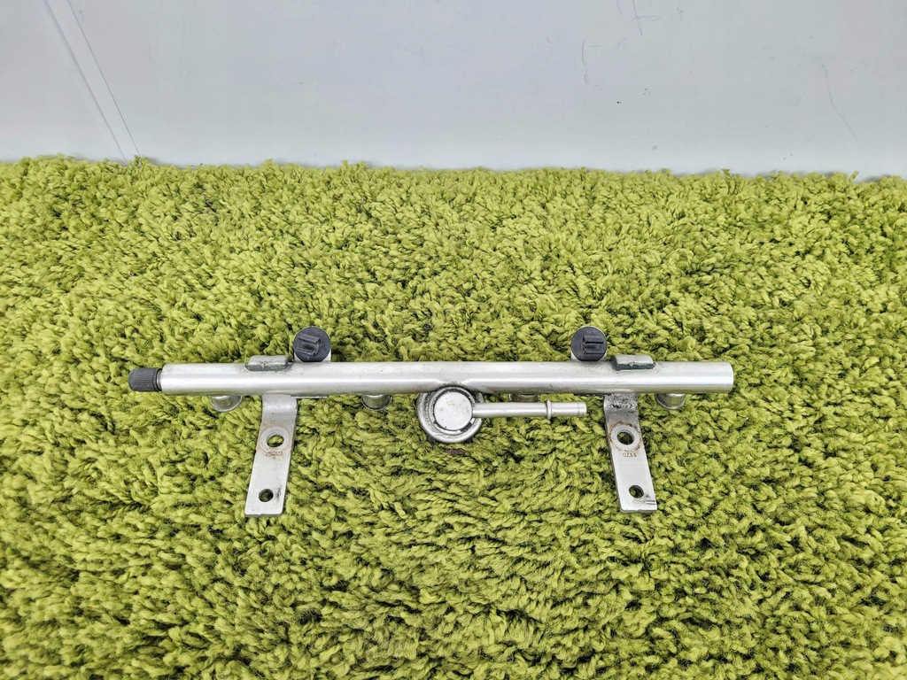 фото №1, Молдинг впрыскная 1.6 mini copper s r53 01- oryg eu