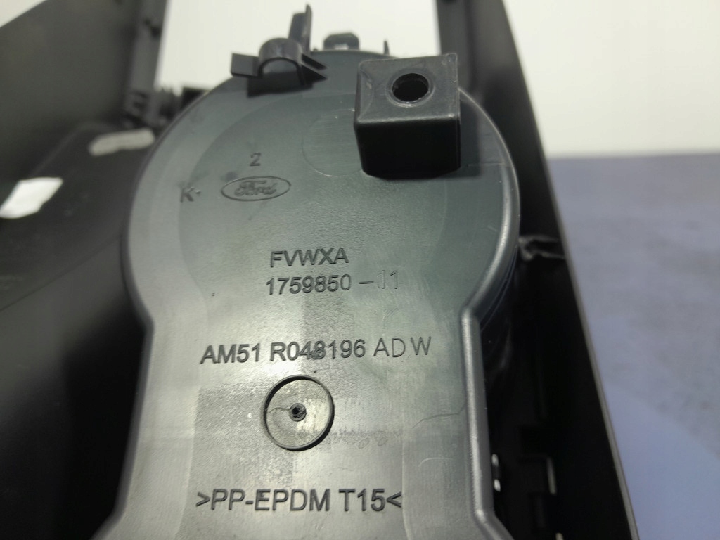 фото №8, Ford kuga mk2 туннель средний подстаканник eu am51-r048196-ad