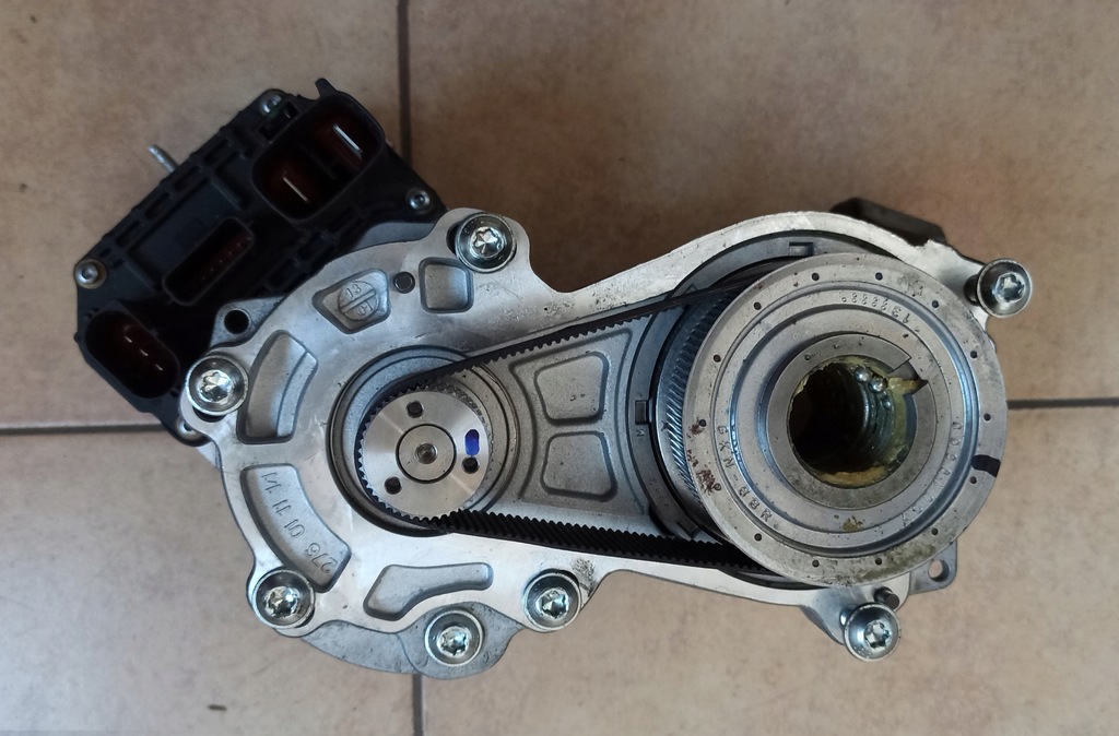 фото №1, Volvo v40 ii двигатель электрический przekładnii rhd