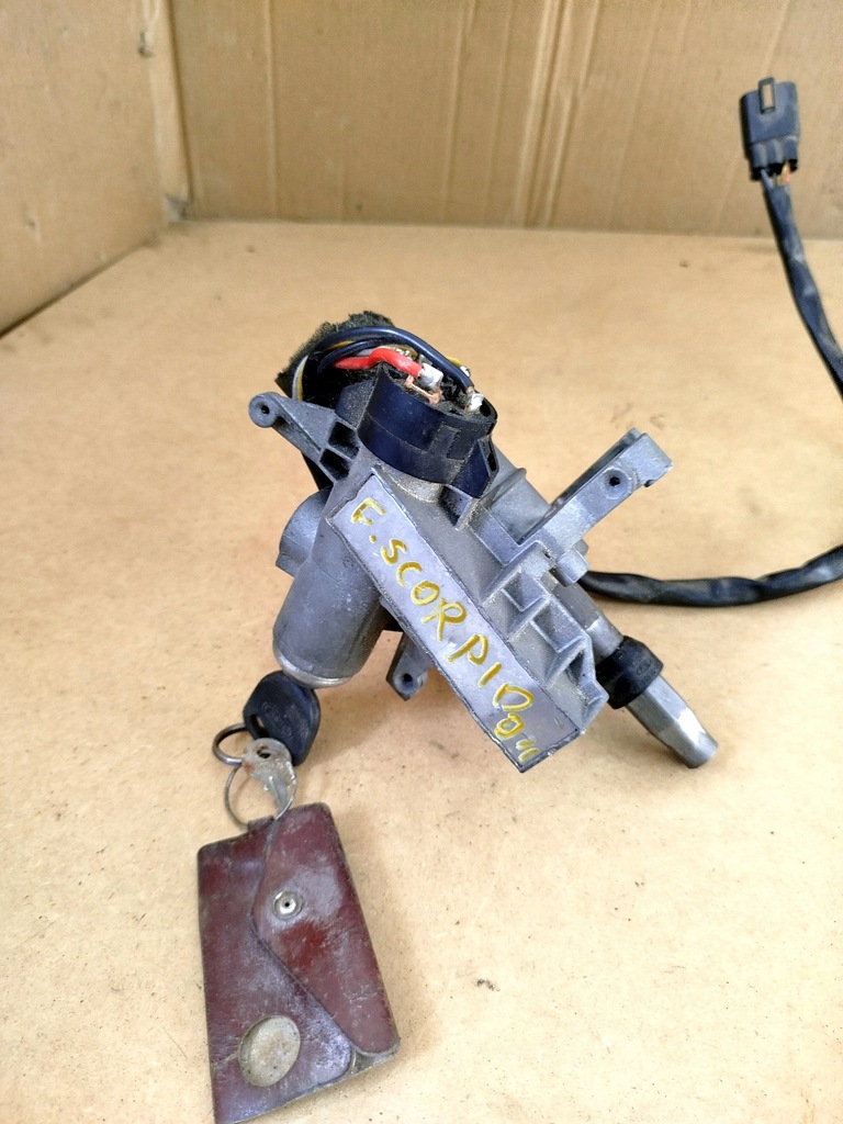 фото №2, Ford scorpio замок зажигания ключ +штекер оригинал